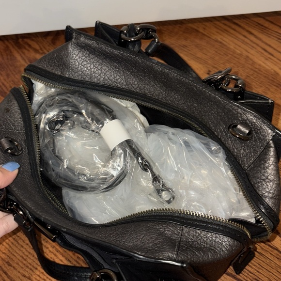 Coach Purse - Picture 2 of 4